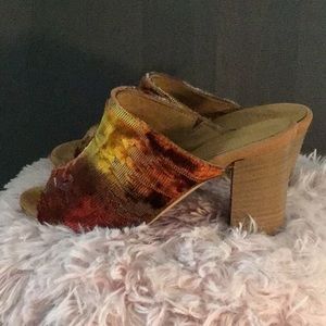 Vero Cuolo Mule Heels